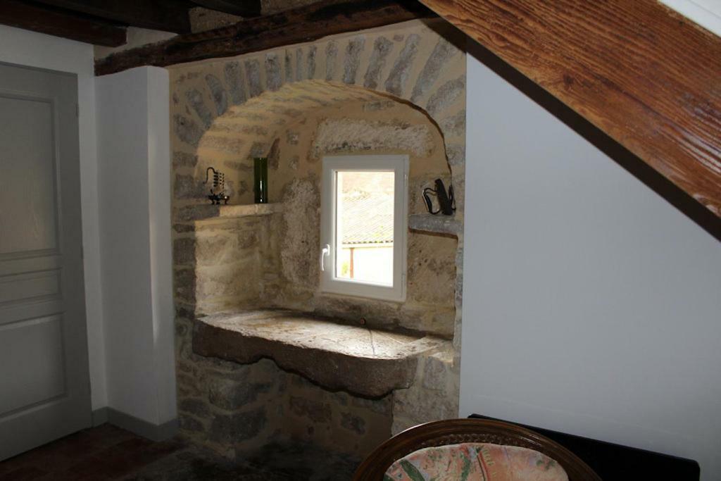 Gite Des Celliers Alise-Sainte-Reine Экстерьер фото